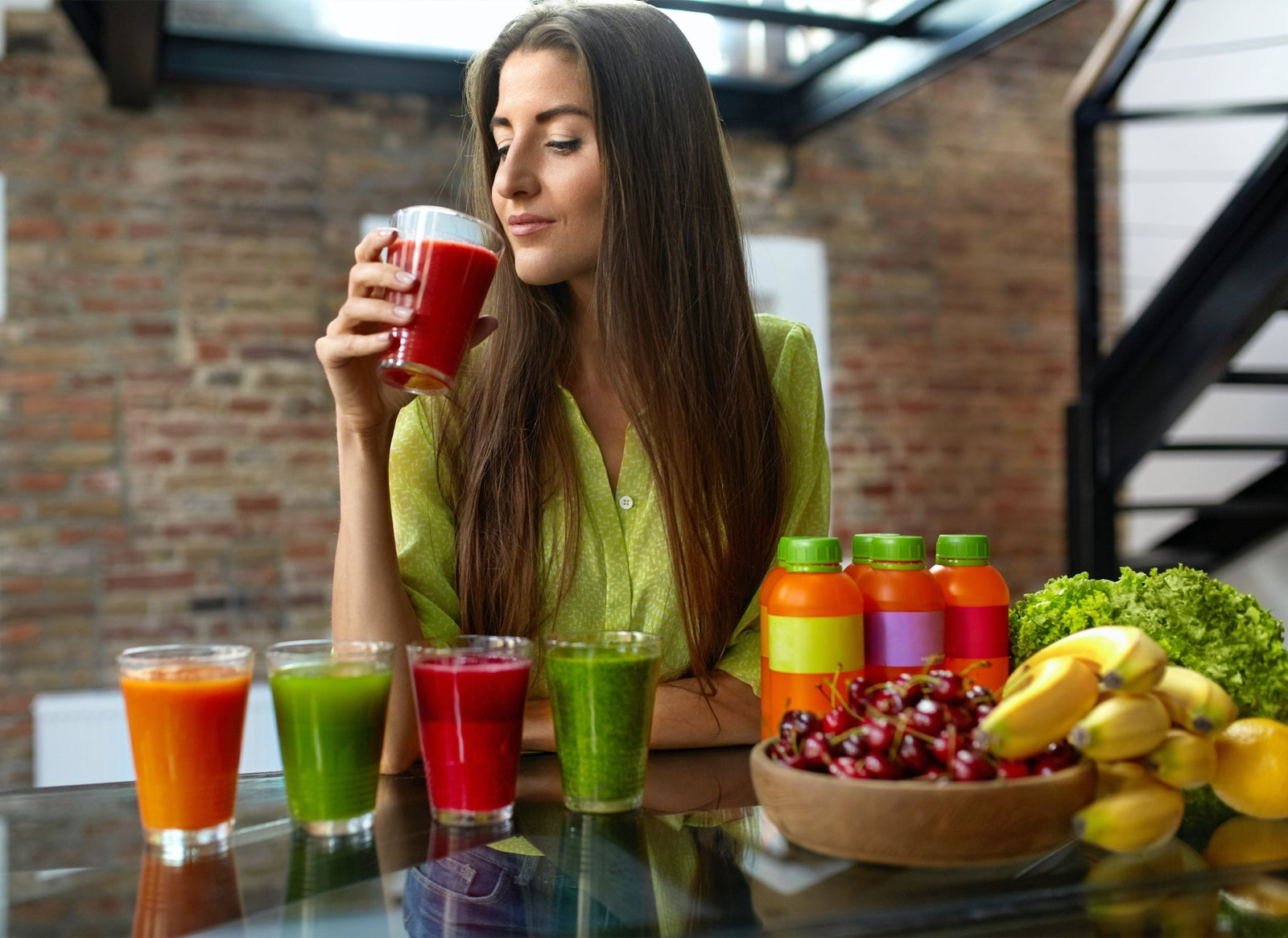 Juicing vs. Blending: Which One Is Healthier? - Max Sweets